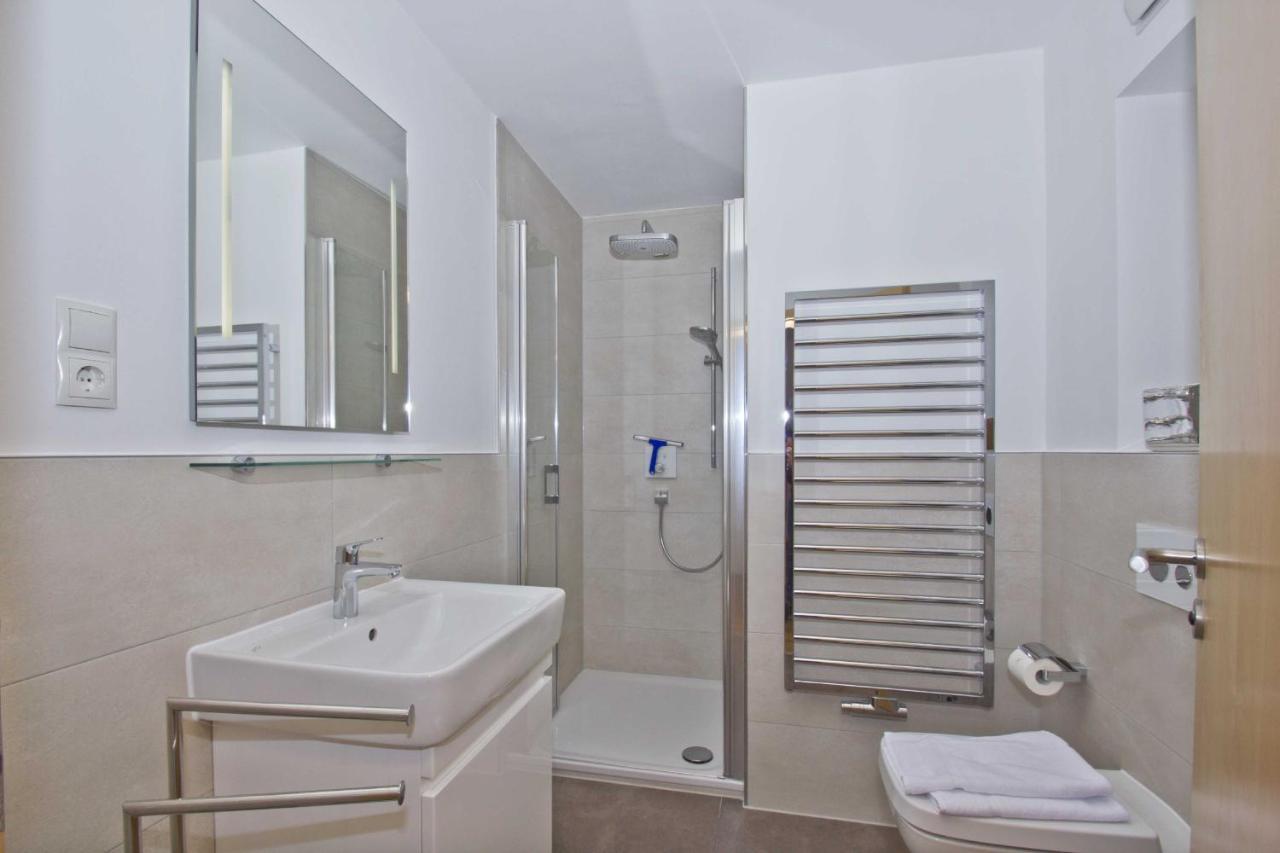 Mit Meerblick Und Balkon, Gratis Nutzung Vom Ahoi Erlebnisbad Und Sauna In Sellin - Meeresblick Fewo 17 Goehren  Exteriér fotografie