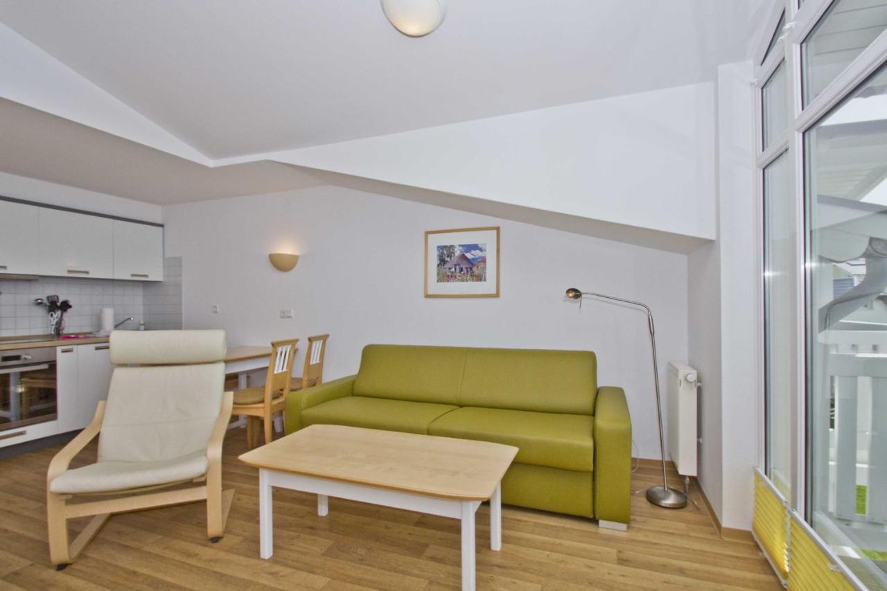 Mit Meerblick Und Balkon, Gratis Nutzung Vom Ahoi Erlebnisbad Und Sauna In Sellin - Meeresblick Fewo 17 Goehren  Exteriér fotografie